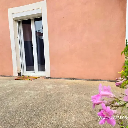 Apartment Climatise 2 Pour 6 Personnes Carlit, A 10 Mns A Pied De La Le Barcarès
