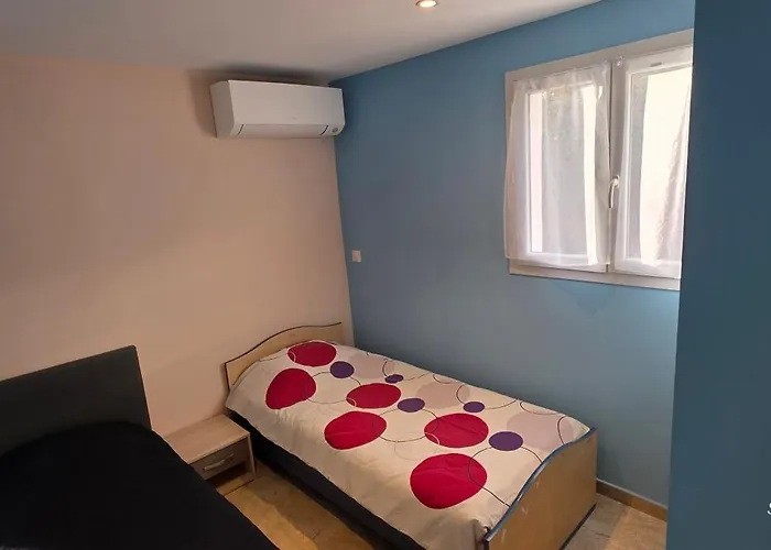 Apartment Climatise 2 Pour 6 Personnes Carlit, A 10 Mns A Pied De La