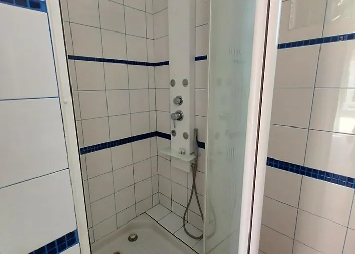 Apartment Climatise 2 Pour 6 Personnes Carlit, A 10 Mns A Pied De La Le Barcarès
